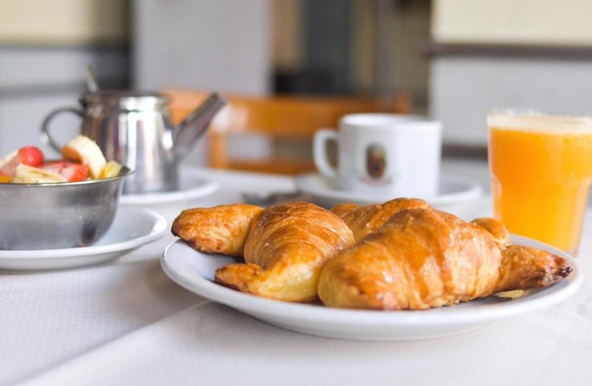 Hotel La Perla Buenos Aires Dış mekan fotoğraf